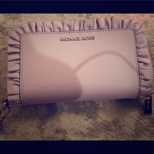 Michael Kors smartphone wristlet new!